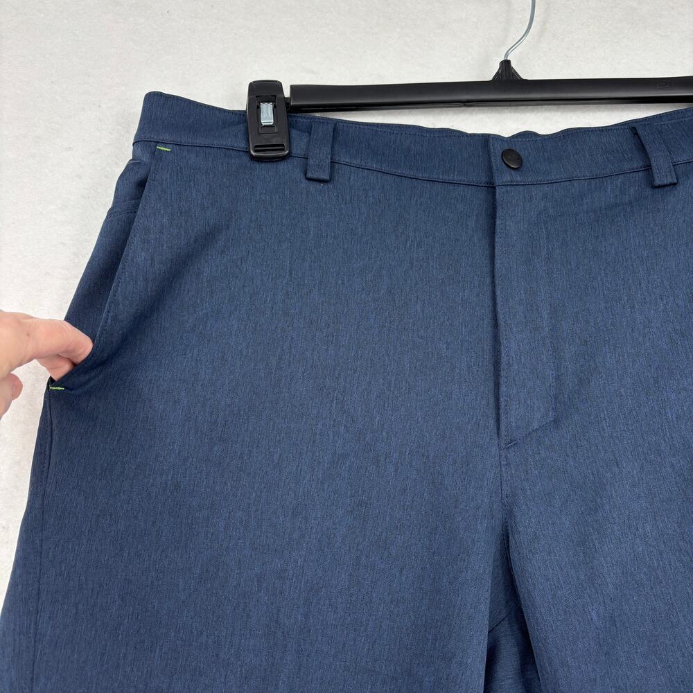 Greg Norman Golf Shorts Mens Size 36 Blue ML75 MicroLux Stretch - Picture 2 of 9